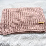 Langer Strickschal