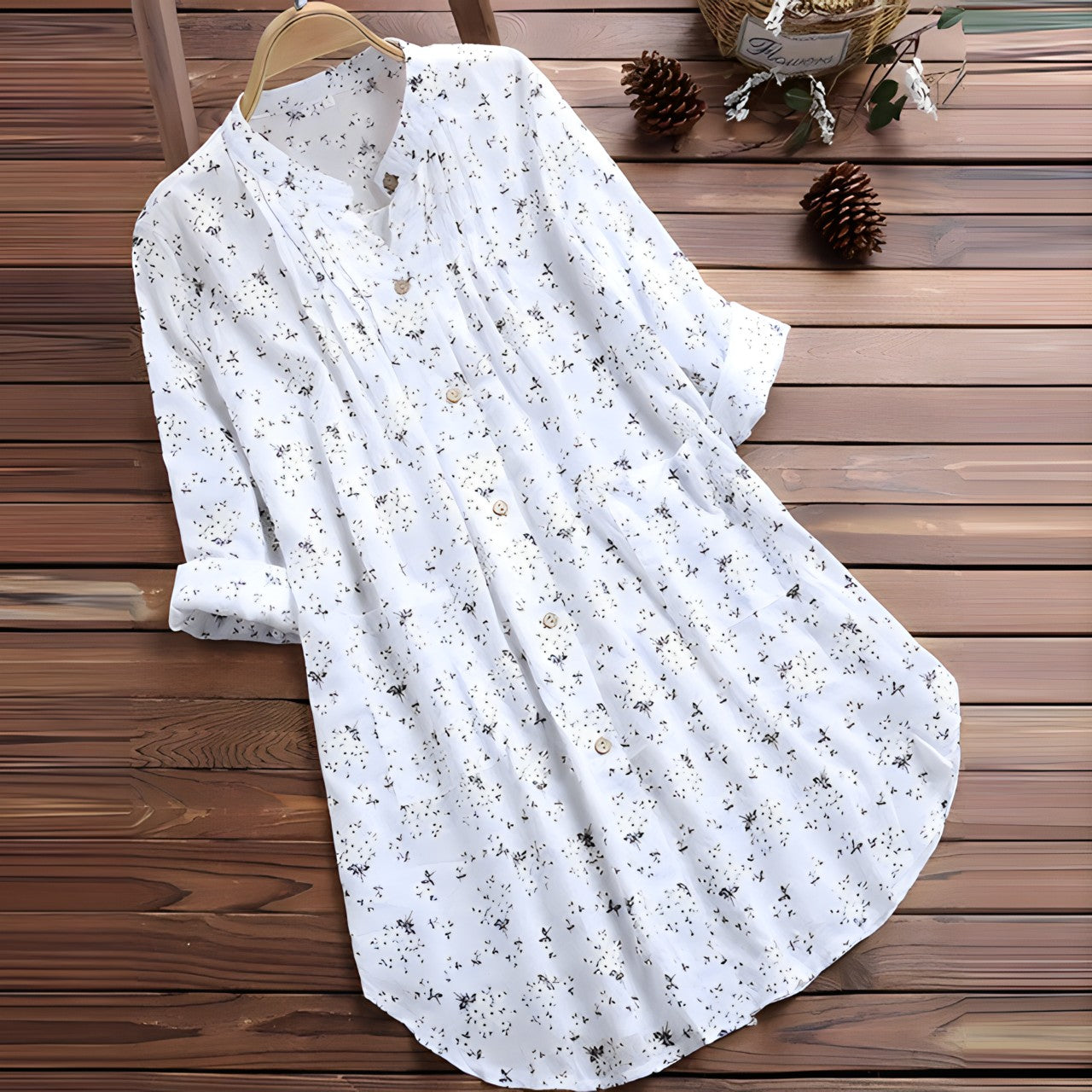 Anne™ - Zeitloses Blumenshirt