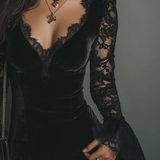 Orinthia – Samt-Minikleid mit Spitzenbesatz