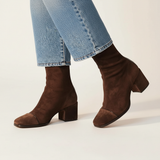 Lily™ | Stilvolle Wildleder-Ankle Boots mit Quadratzehen