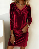 Frosina - Lässiges Velourkleid mit entspannter Passform