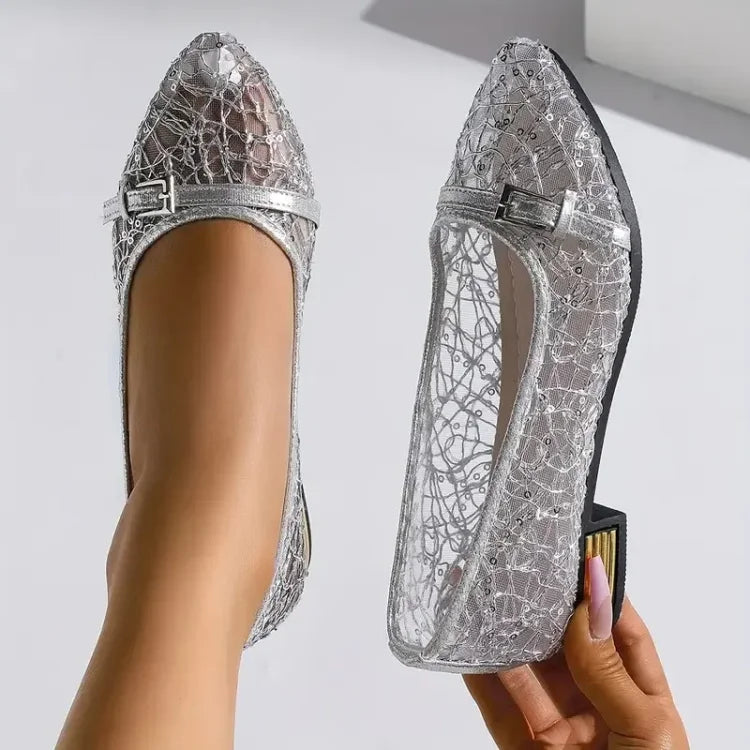 Damen Freizeit Slipper aus Spitze und Mesh