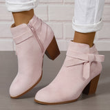 Heloise | Damen Stiefeletten mit Blockabsatz und Rückenschleifendetail