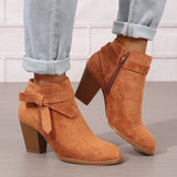 Heloise | Damen Stiefeletten mit Blockabsatz und Rückenschleifendetail