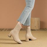 Kindra | Damen Strick-Stiefelette mit Blockabsatz und eckiger Zehenform