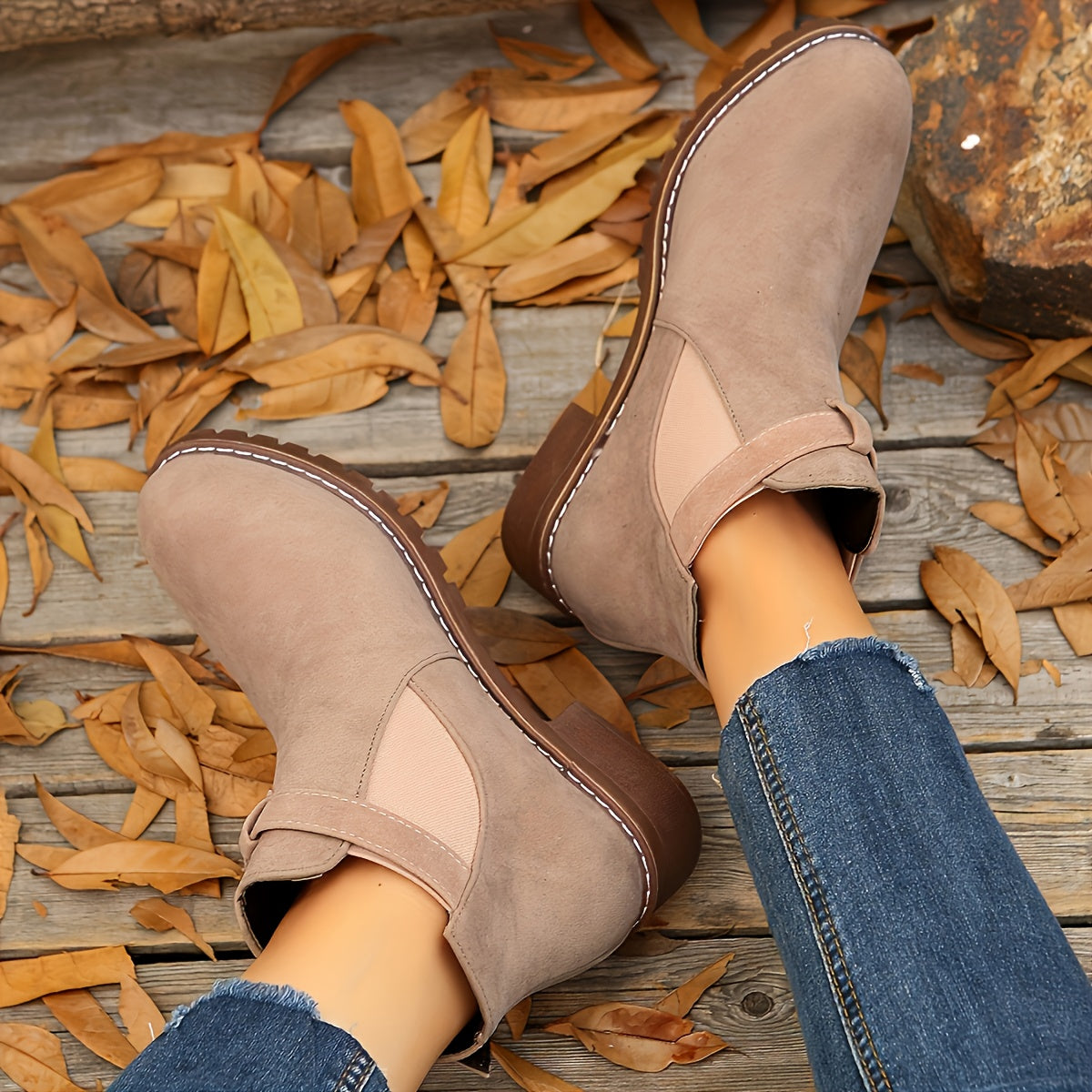 Nerida | Damen Chelsea-Stiefeletten mit Blockabsatz und Schnallenriemen