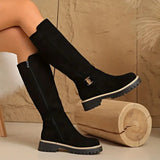 Bertine | Damen kniehohe Stiefel mit Schnallendetail und Profilsohle