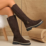 Bertine | Damen kniehohe Stiefel mit Schnallendetail und Profilsohle