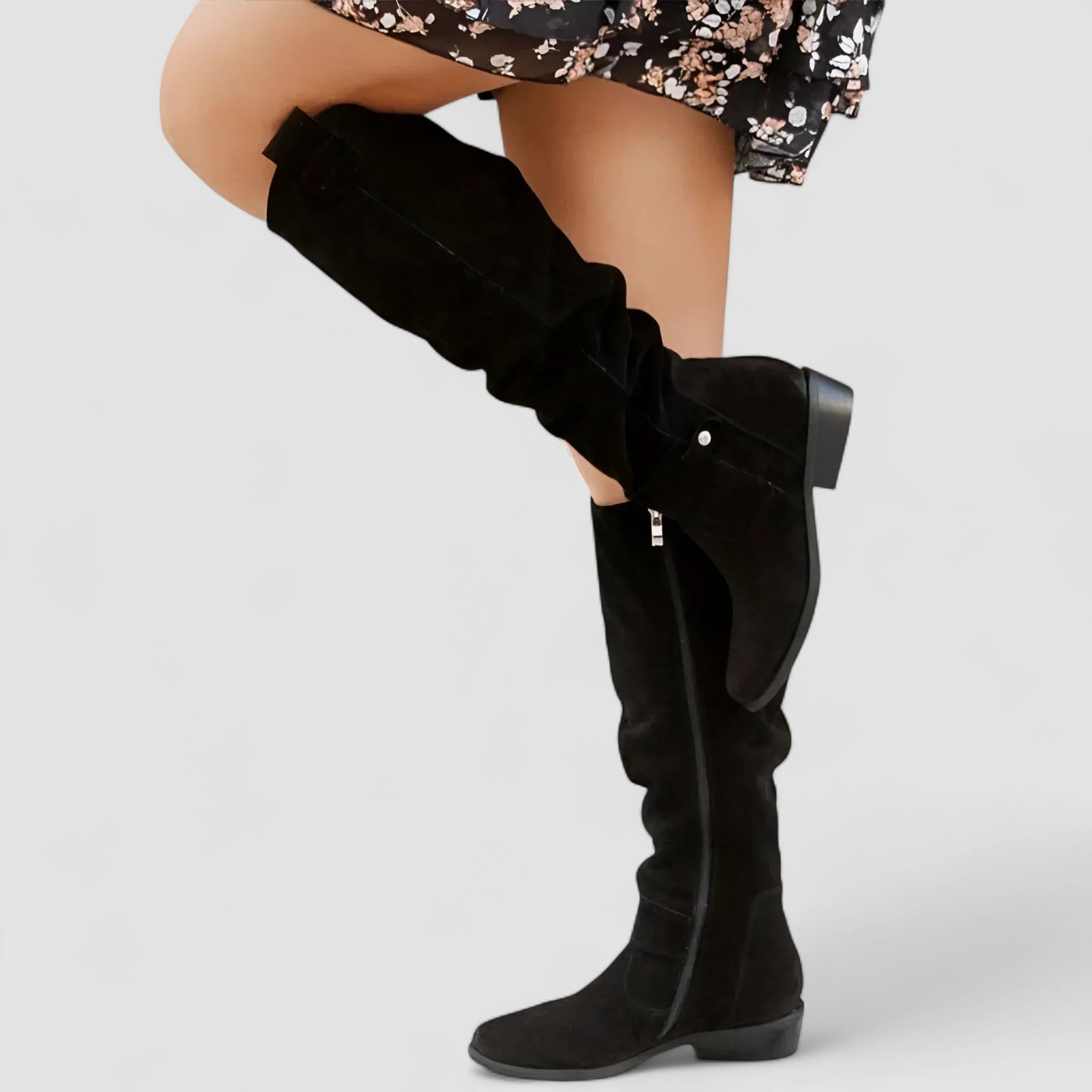 Ailsa | Damen kniehohe Schlupfstiefel mit Ziehlasche