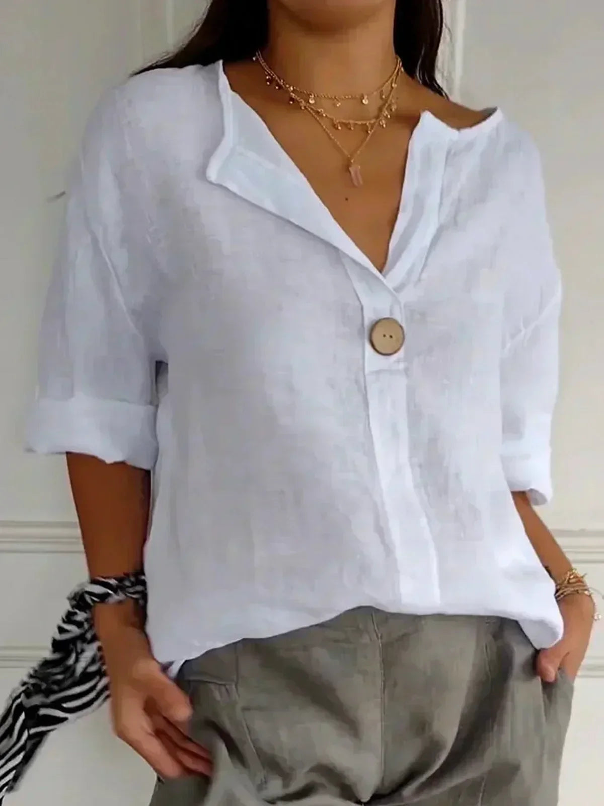 Angela™ | Legere V-Ausschnitt Bluse