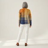 Dagmar | Gebreide vest met blokpatroon in Oker & Blauw