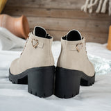 Darcy | Damen Schnür-Stiefelette mit Blockabsatz und goldener Herzschnalle