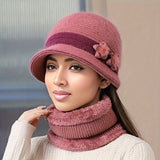 Gestricktes Winterset für Damen mit Mütze, Schal und Handschuhen