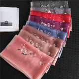 Damen Schal mit gesticktem Blumenmotiv