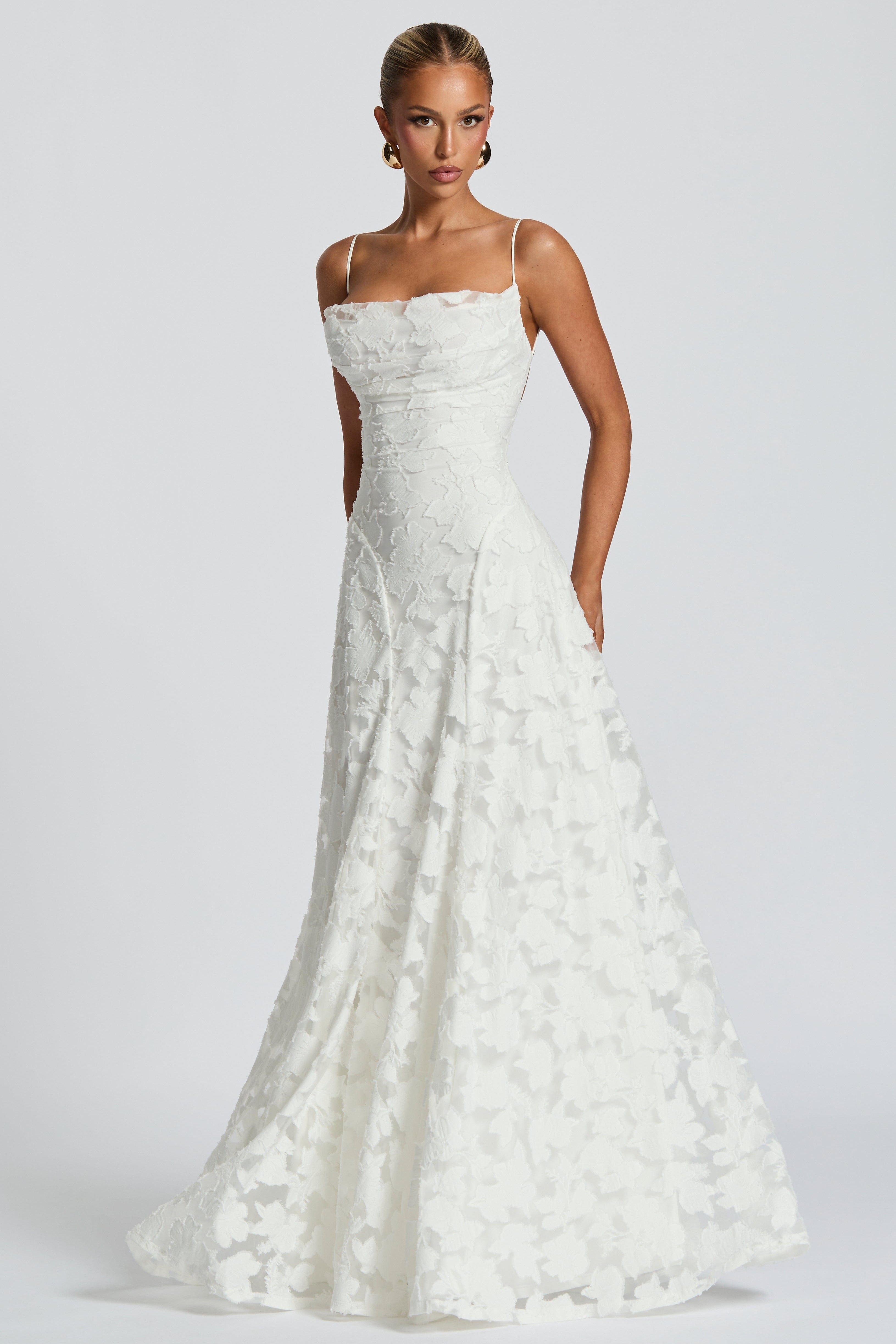 Maxikleid für Damen mit Schnürdetail