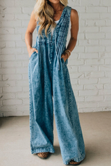 Entspannt geschnittene, gefaltete Denim-Jumpsuit mit Kordelzug