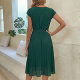 Adele™ - Kleid mit V-Ausschnitt