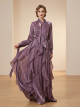 Demetria | Rüschendetail Maxikleid mit Bindeband