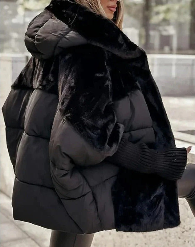 Lucia™ - Stylische Kapuzen-Daunenjacke