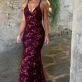 Nora – Elegantes bodenlanges Abendkleid mit Paillettenverzierung