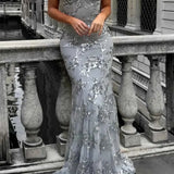 Nora – Elegantes bodenlanges Abendkleid mit Paillettenverzierung